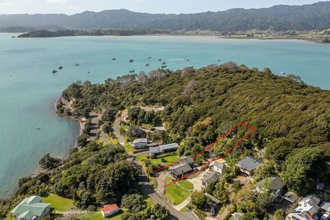 Photo of property in 19 Puriri Road, Te Kouma, Coromandel, 3581