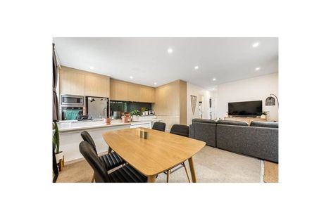 Photo of property in 628 Whangaparaoa Road, Stanmore Bay, Whangaparaoa, 0932