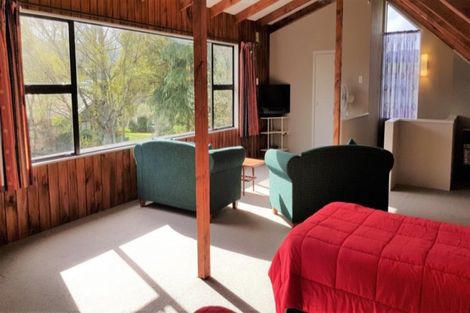 Photo of property in 14 Candu Lane, Kinloch, Taupo, 3377