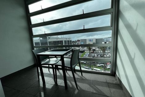 Photo of property in 505/17 Osterley Way, Manukau, Auckland, 2104