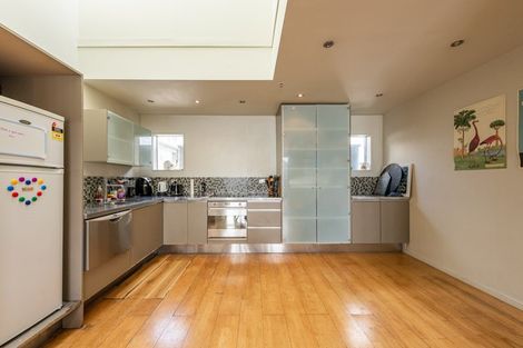 Photo of property in 255/21 Left Bank, Te Aro, Wellington, 6011