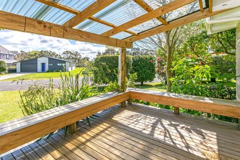 Photo of property in 225 Moana Anu Anu Avenue, Whangamata, 3620