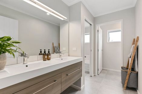 Photo of property in 96 Puhirake Crescent, Pyes Pa, Tauranga, 3112