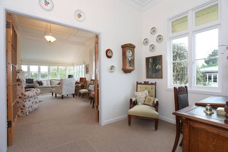 Photo of property in 12 Wanganui Road, Marton, 4710