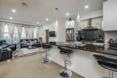 Photo of property in 30 Kuaka Drive, Takanini, 2112