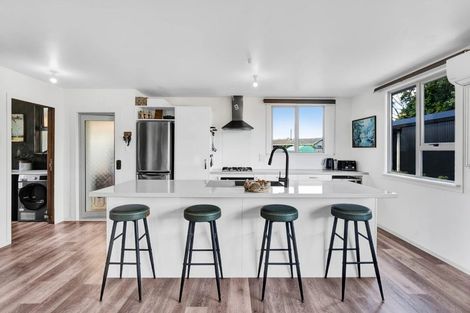 Photo of property in 21 Carthew Street, Okato, 4335