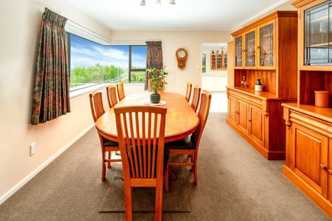 Photo of property in 91 Woodman Drive, Tawa, Wellington, 5028