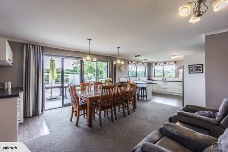 Photo of property in 172 Waterside Drive, Pyes Pa, Tauranga, 3112