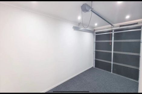 Photo of property in 425a Great South Road, Opaheke, 2113