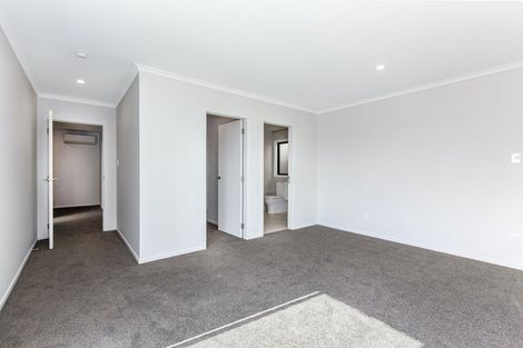 Photo of property in 9 Boeing Way, Newlands, 6037