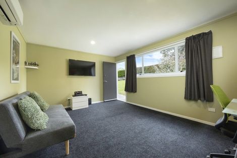 Photo of property in 12 George Street, Riverhead, 0820