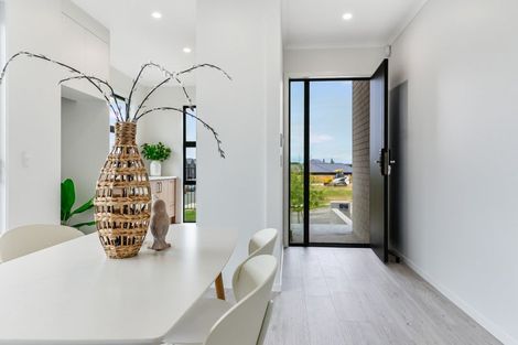 Photo of property in 15 Lucina Rise, Peacocke, Hamilton, 3206