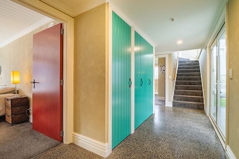 Photo of property in 64 Ellesmere Street, Ravensbourne, Dunedin, 9022