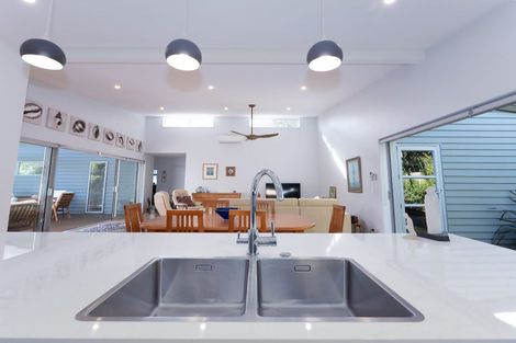 Photo of property in 30 Totara Heights Way, Paihia, 0200