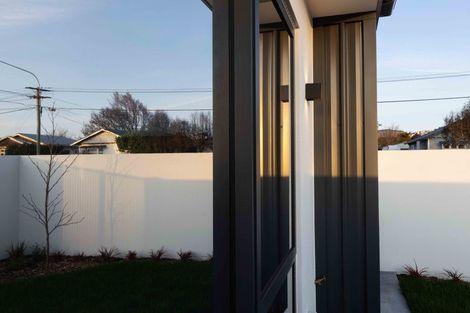 Photo of property in 4/2 Everard Street, Somerfield, Christchurch, 8024