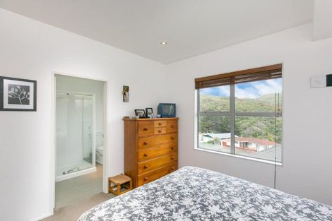 Photo of property in 78 Saddleback Grove, Karori, Wellington, 6012