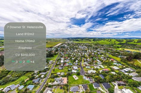 Photo of property in 7 Downer Street, Helensville, 0800