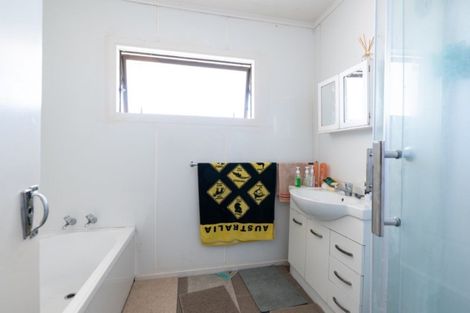 Photo of property in 87 Calthorp Close, Favona, Auckland, 2024