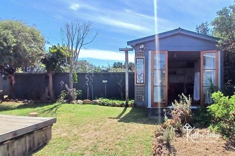 Photo of property in 13 Bayly Street, Baylys Beach, Dargaville, 0377