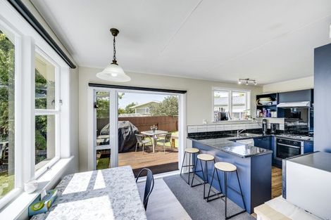 Photo of property in 7 Frickleton Street, Taradale, Napier, 4112