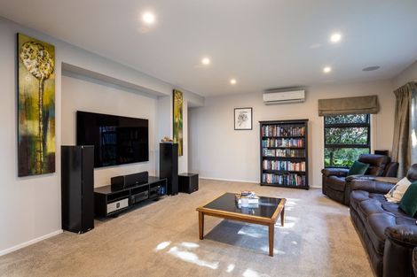 Photo of property in 25 Nadine Stanton Drive, Bell Block, New Plymouth, 4312