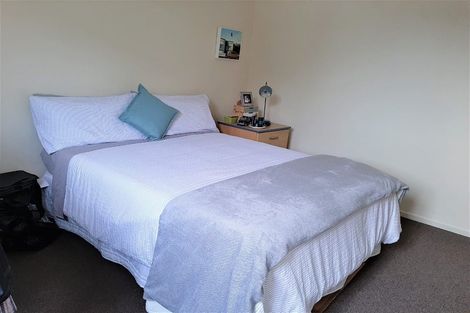 Photo of property in 3/2 Burdendale Grove, Churton Park, Wellington, 6037