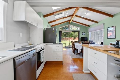 Photo of property in 24 Hillcrest Avenue, Hillcrest, Rotorua, 3015