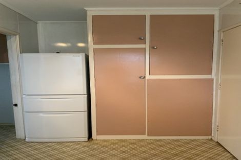 Photo of property in 54 Manhattan Heights, Glendene, Auckland, 0602