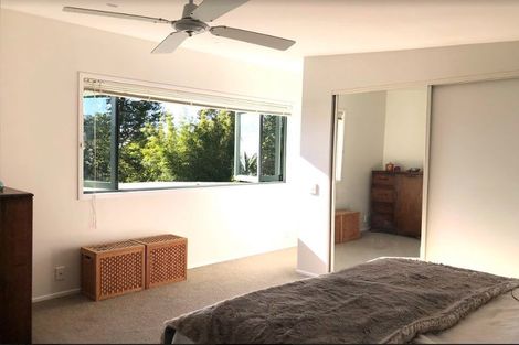 Photo of property in 11 Opou Road, Titirangi, Auckland, 0604
