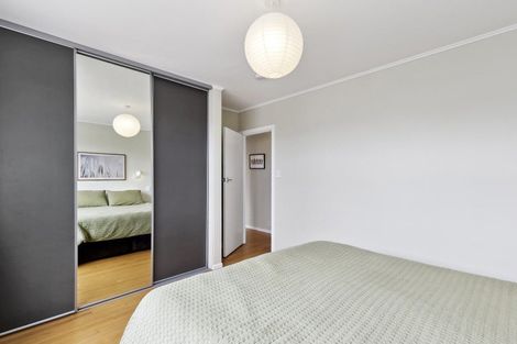 Photo of property in 80 Beazley Avenue, Paparangi, Wellington, 6037