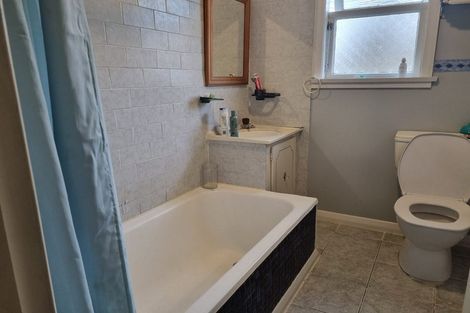 Photo of property in 82 Brooklyn Road, Carterton, 5713
