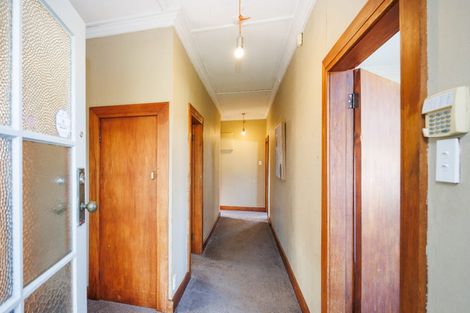 Photo of property in 28 Karina Terrace, Roslyn, Palmerston North, 4414