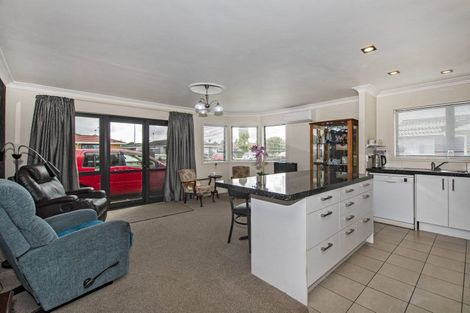 Photo of property in 1-2/8a Lilian Street, Te Kamo, Whangarei, 0112