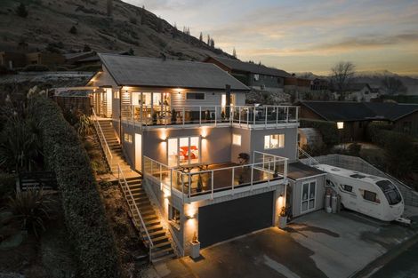Photo of property in 3 Batsford Lane, Lower Shotover, Queenstown, 9371