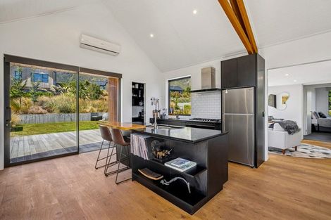 Photo of property in 19 Hackett Road, Jacks Point, Queenstown, 9371