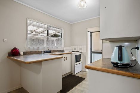 Photo of property in 33 Pohutukawa Drive, Owhata, Rotorua, 3010