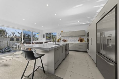 Photo of property in 59 Gilbert Street, New Plymouth, 4310