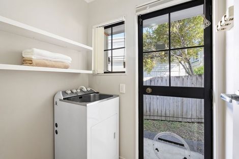 Photo of property in 2/97 Matipo Road, Mairangi Bay, Auckland, 0630