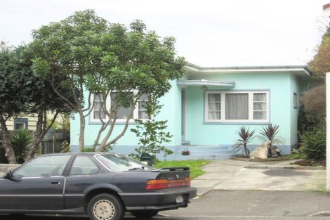 Photo of property in 6 Chaucer Road, Hospital Hill, Napier, 4110