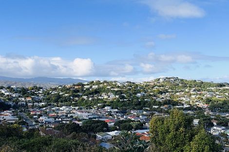Photo of property in 73b Airlie Road, Plimmerton, Porirua, 5026
