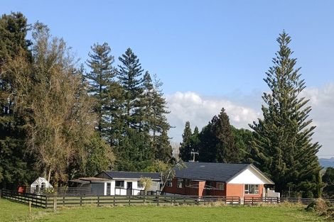 Photo of property in 4 Berkers Road, Ngahinapouri, Hamilton, 3290