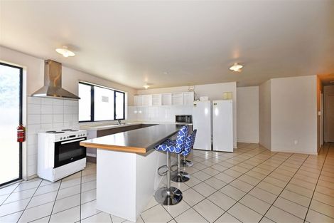 Photo of property in 160 Peverel Street, Riccarton, Christchurch, 8041