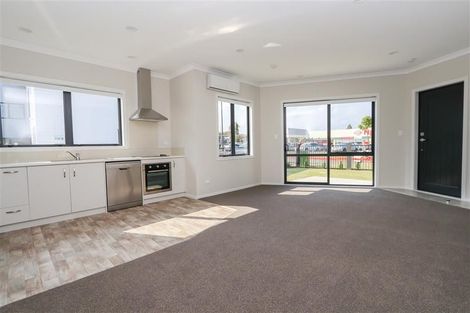 Photo of property in 2u1 Lambert Court, Glenview, Hamilton, 3206