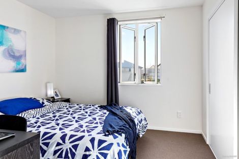 Photo of property in 77 Grove Road, Papakura, 2110