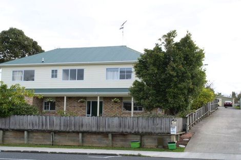 Photo of property in 2/69 Wellington Street, Howick, Auckland, 2014
