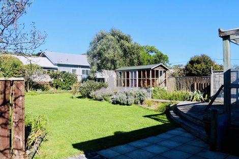 Photo of property in 211 The Parade, Island Bay, Wellington, 6023