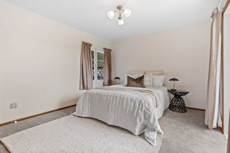 Photo of property in 40 Vodanovich Road, Te Atatu South, Auckland, 0610