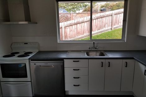 Photo of property in 28-28b Jane Grove, Paparangi, Wellington, 6037