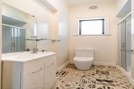 Photo of property in 42 Drummond Street, Mount Cook, Wellington, 6021