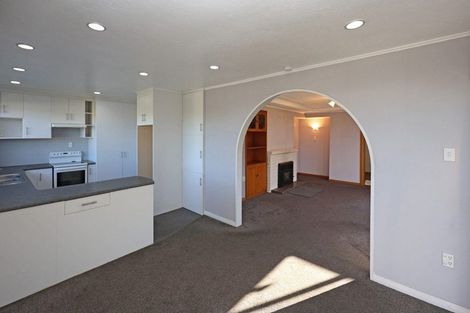 Photo of property in 32 Awamoa Road, Holmes Hill, Oamaru, 9401